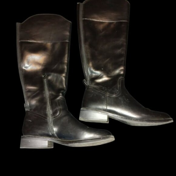 Women's Boots - Picture 2 of 2